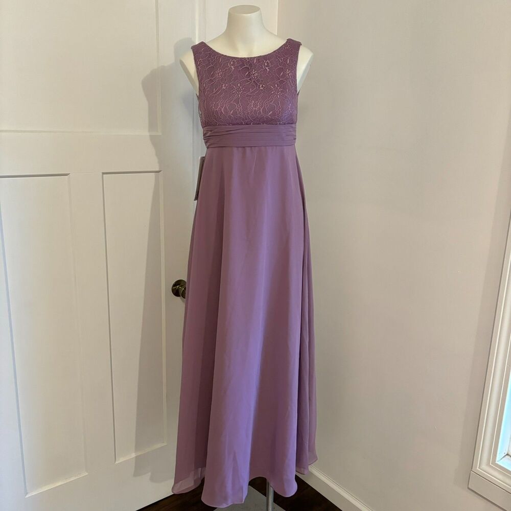 New with Tags Azazie Snow 16 Wisteria Purple Lace High Neck Bridesmaid Dress